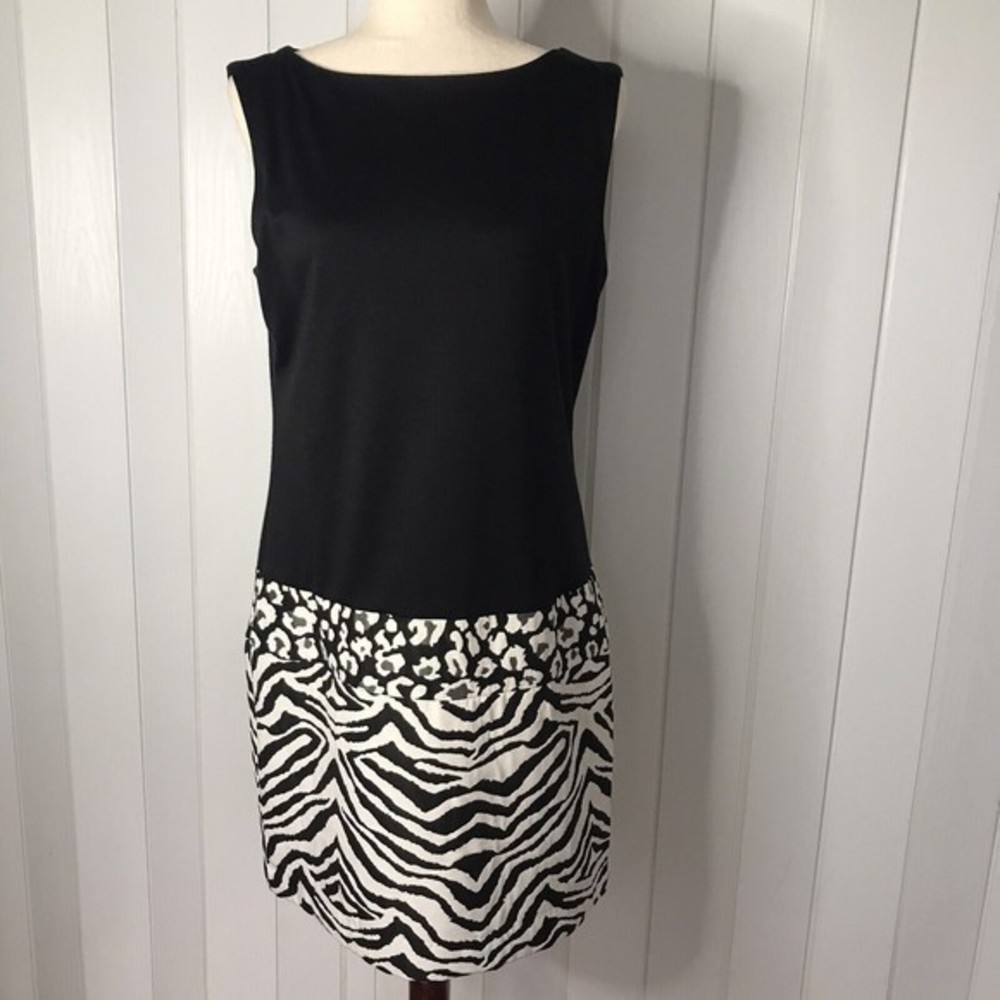 Muse Size 10 Women's Black & White  Animal Print Sleeveless‎ Sheath Dress NWT